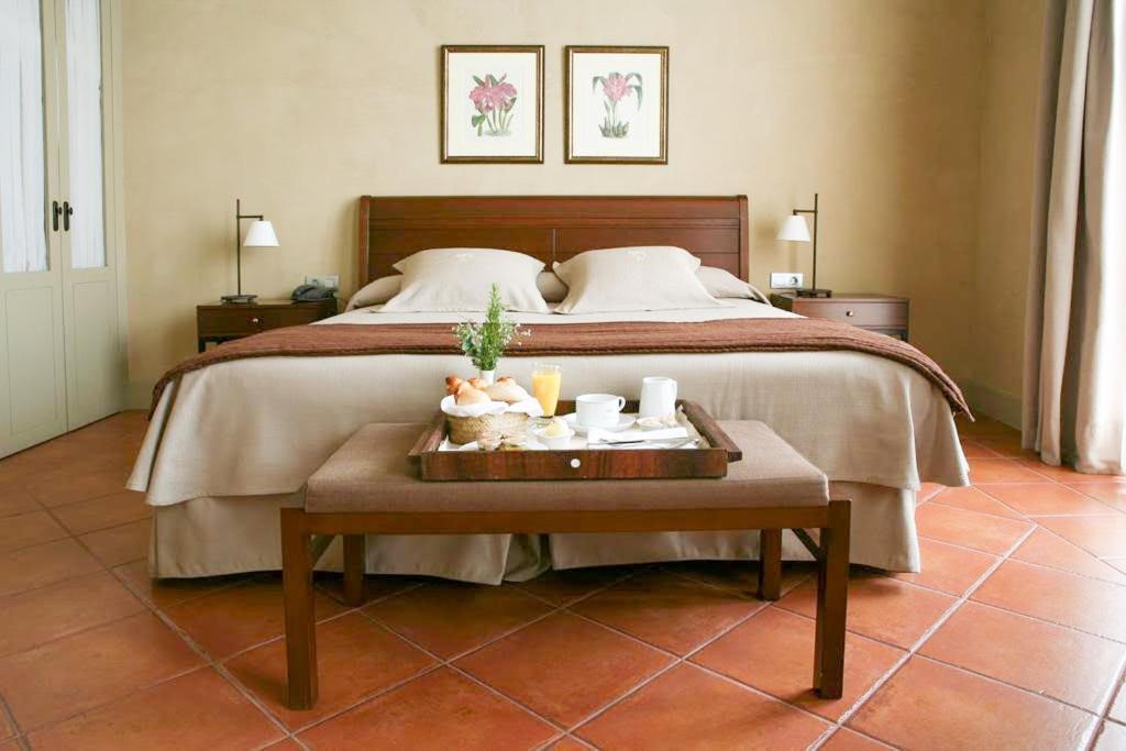 Bremon Boutique Hotel By Duquessa Hotel Collection Cardona Eksteriør bilde